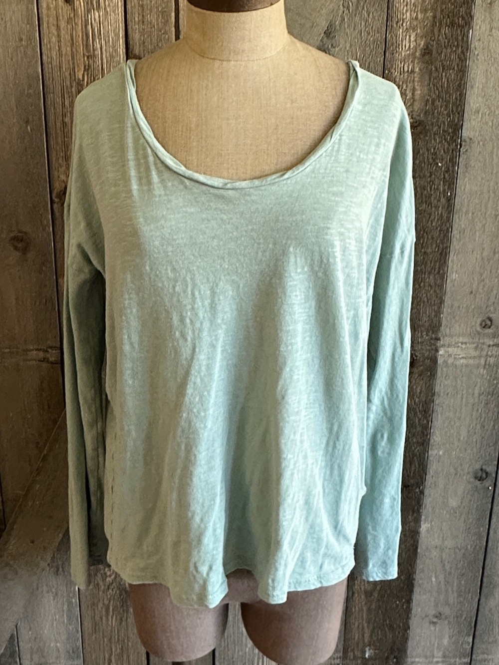 Pact Organic 100% Cotton Mint Green Slouchy Relaxed Twist Neck Long Sleeve Tee